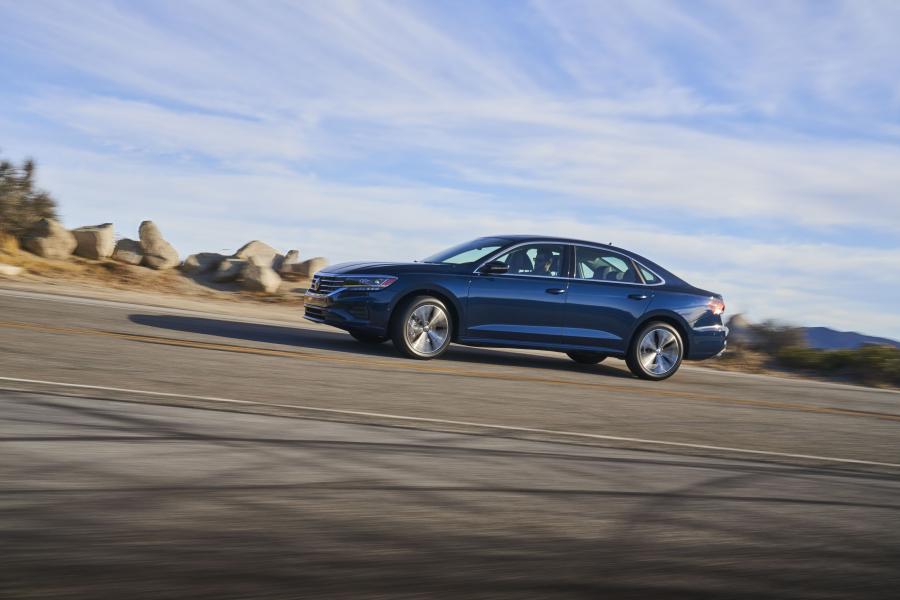  Volkswagen Passat (NMS) 2019 года  (NA) (фото 28 из 40)